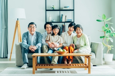 弁護士保険【家族のミカタ】　加入者数1万人突破