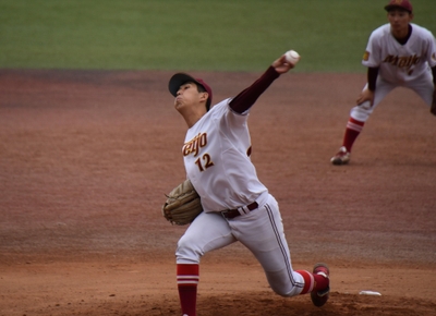 好投した池田翔紀投手（経済学部４年）