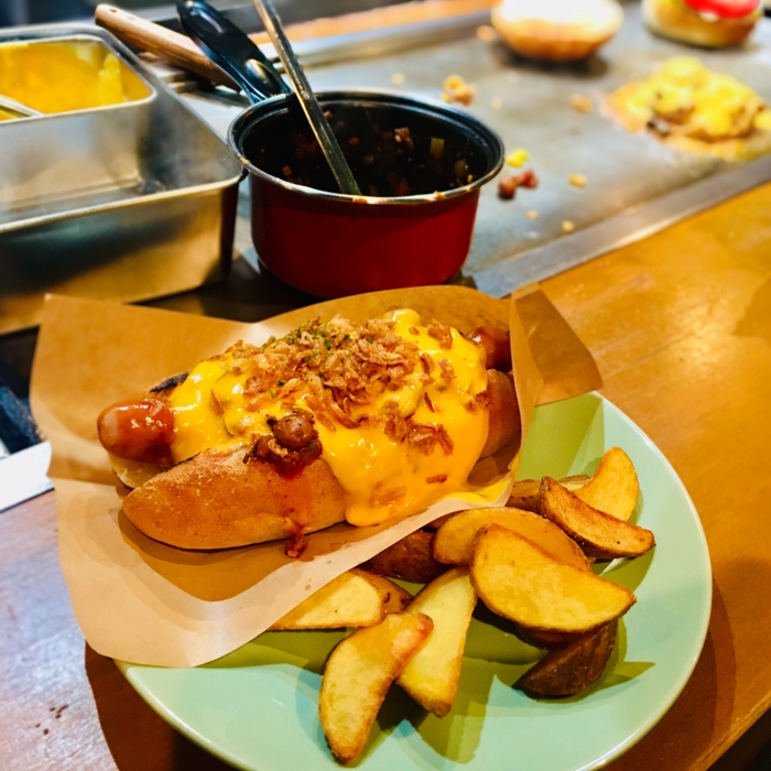 チリチーズドッグ