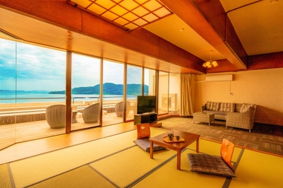 U8OM2jqyTfkWRj4tHNe3.jpg?w=940&h=940