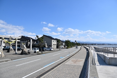 蜃気楼ロード沿線には神社や史跡も