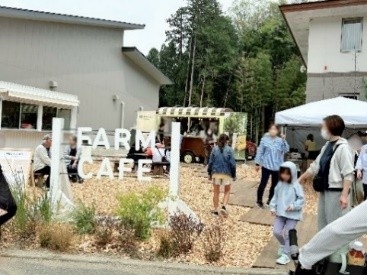 千本松オープンカフェ