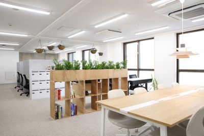 UDoqMzL5dBwWc7B1wknT.jpg?w=940&h=940