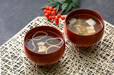 累計7,800万食突破の「スープ生活」シリーズから はまぐり・ゆばのお吸い物セットがパッケージを一新し登場