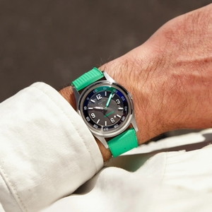 UKEuAONOsbyMR0RNo2xF.jpg?w=940&h=940