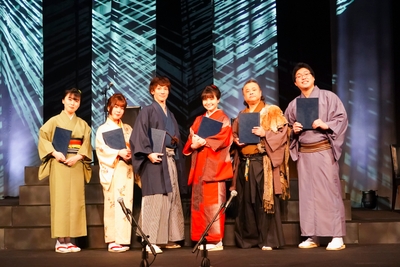 ULVxpO0WlErAxLmYwRck.jpg?w=940&h=940