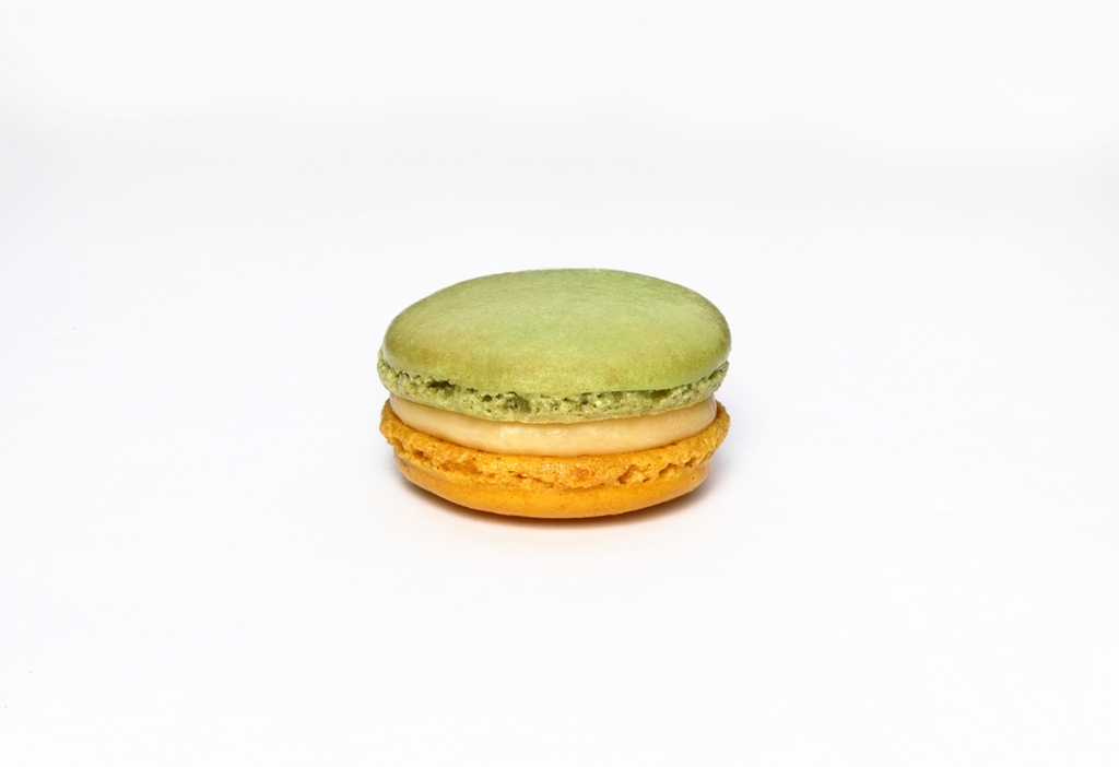 マカロン シークヮーサー 330円/324円