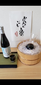 UPioET0QQiOzsUPeq021.jpg?w=940&h=940