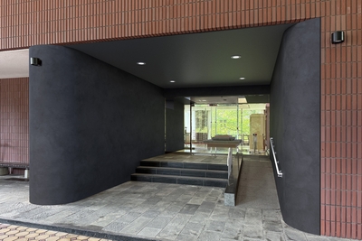 URxkG8pd9avzZ4exlcPn.jpg?w=940&h=940