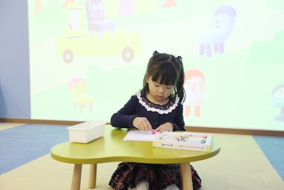 「いすのおえかき」