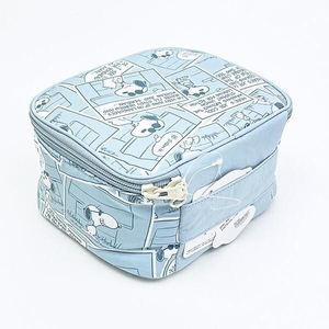 スヌーピーのたためるボックスポーチ