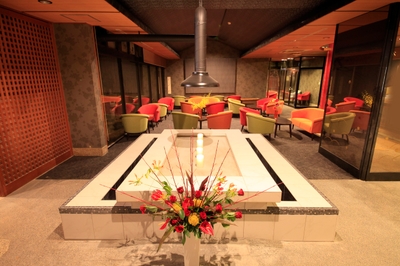 UVFCbfux18tCgnet2NIZ.jpg?w=940&h=940