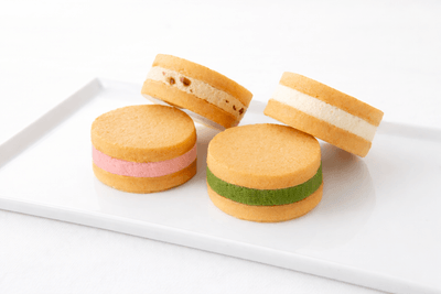 「洛甘バターサンド」＜プレーン＞＜抹茶＞＜桜＞＜マロン＞　各324円（税込）
