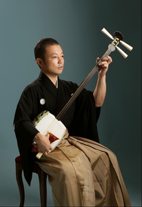 UXIlM9mU0lWdHBoX3Yb4.jpg?w=940&h=940