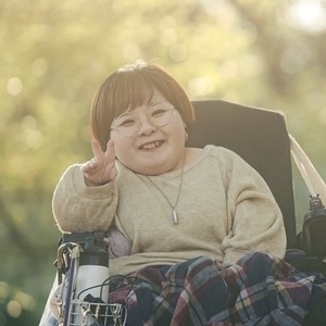 UYZ83fr8vDFLpeZv0Y9l.jpeg?w=940&h=940