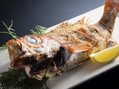 のどぐろ [一例]　脂がたっぷりのった旨味の強い白身魚の高級魚　［一例］