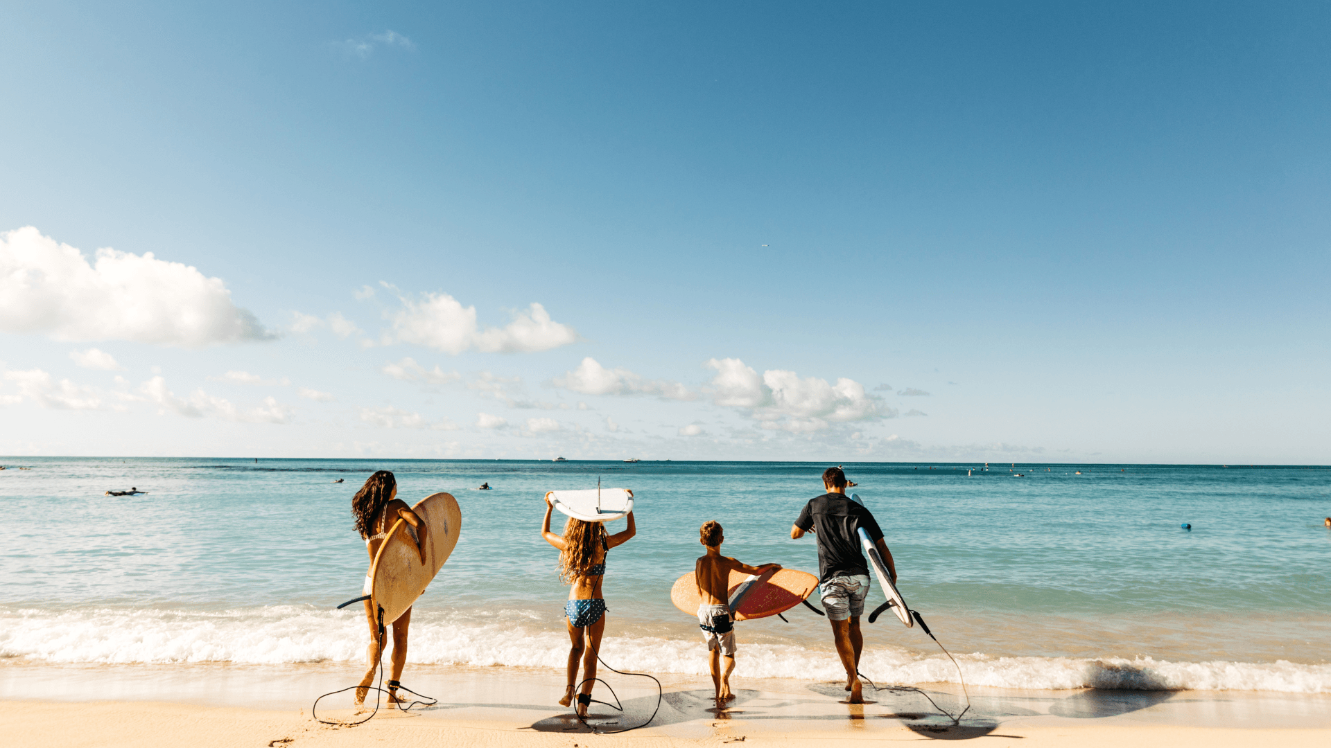 5月16日（土）は旅の日！全米で最も幸せな州1位“ハワイ”の夏休み特集を公開