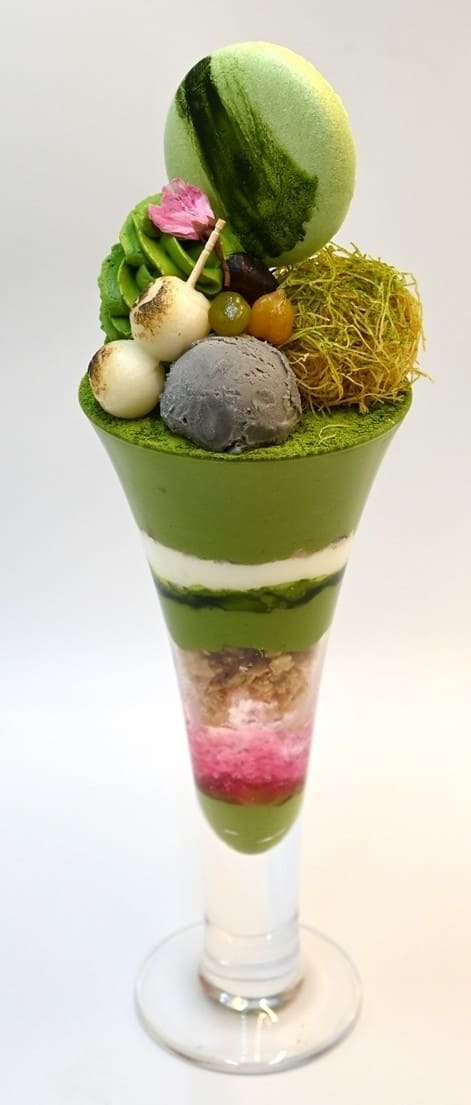 さくら香るお抹茶づくしパフェ