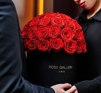 大切なシーンにもピッタリなタイムレスローズ