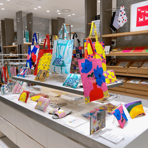 UihRyzAzFsdnLBen3Io0.png?w=940&h=940