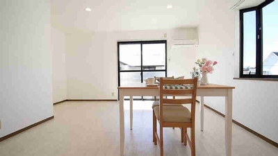 UjYl4B8WlZ9Hl1nLaUQ5.jpg?w=940&h=940