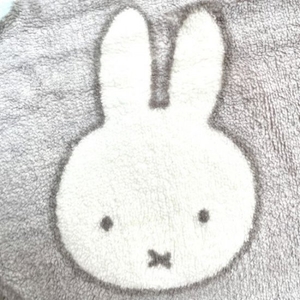 UjmCOVon7J3Xz9WrqZkD.jpg?w=940&h=940