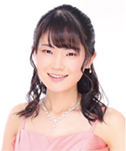 ピアノ伴奏：鈴木智佳子（島村楽器　横浜ビブレ店）