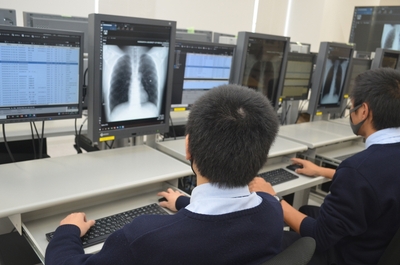 Uo7xKJ3LlwgY82NX51hM.jpg?w=940&h=940