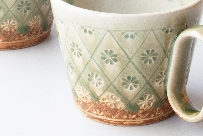 わびさびを感じる独自の趣ある表情