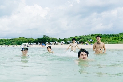 UwNByXTaYGZBzh3t50xq.jpg?w=940&h=940