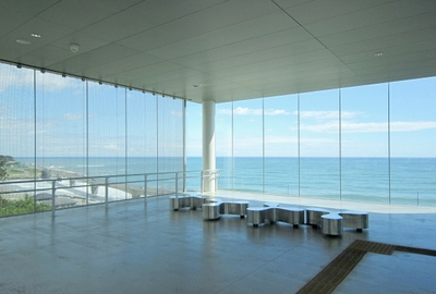 Uxb8JuvQGneglr7RirRT.jpg?w=940&h=940