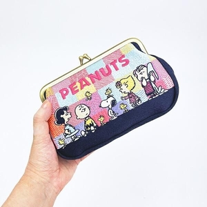スヌーピーのポーチ