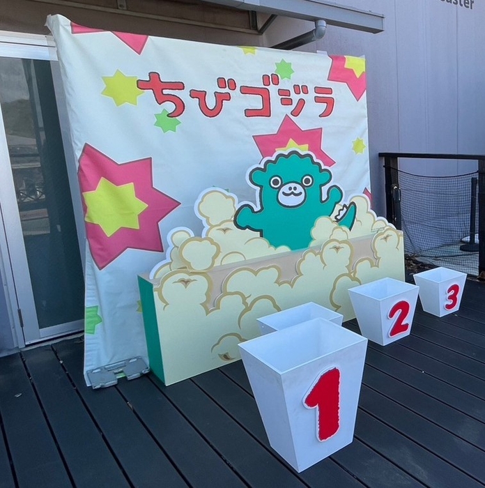 ▲ポップコーンボールゲームにチャレンジ!