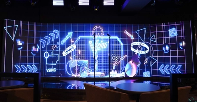 8月8日（金）19時、渋谷に新感覚のカラオケ体験施設がオープン！ 東南アジアで人気の応援型カラオケステージ「VSING」が日本初上陸