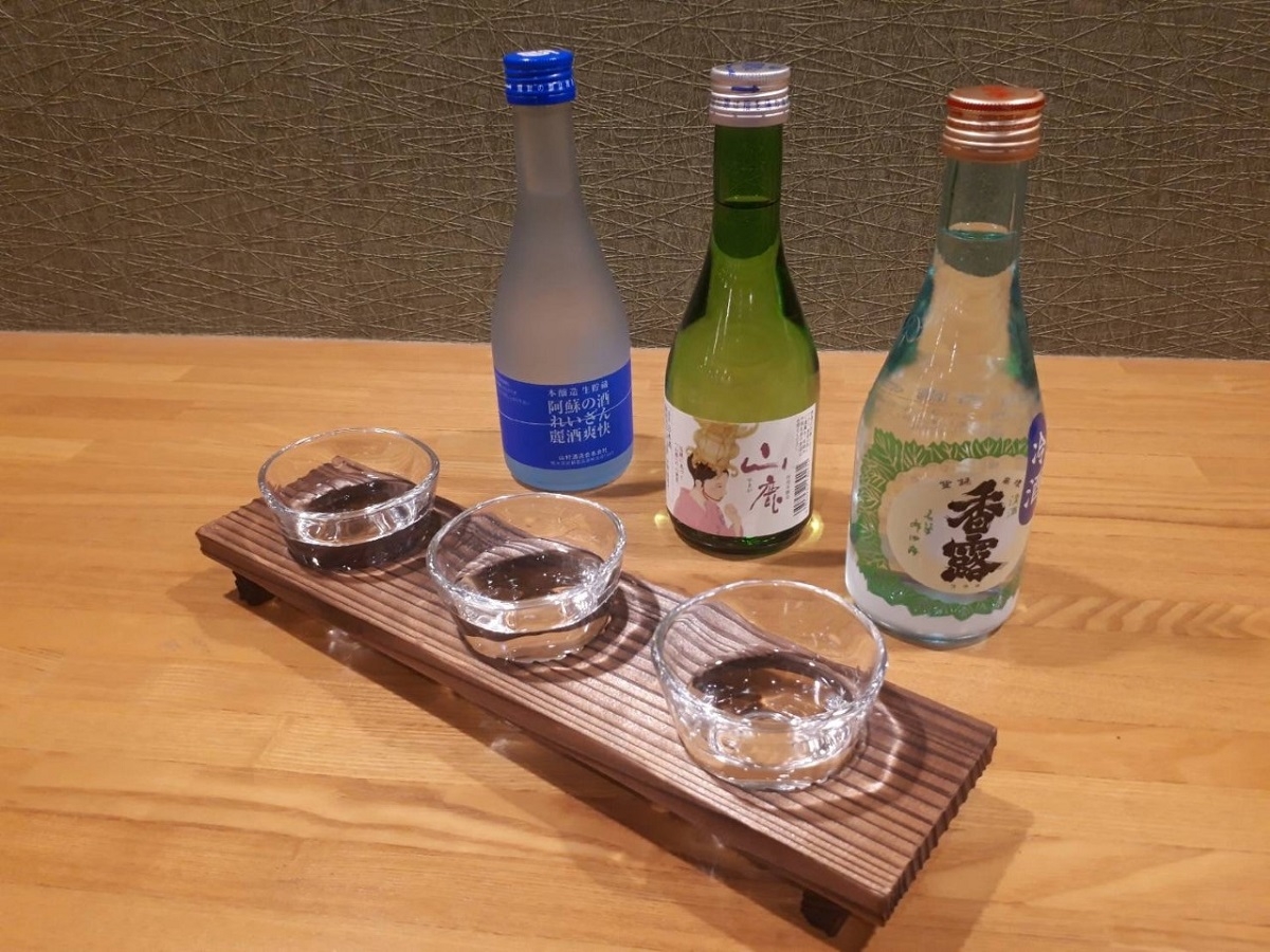地酒飲み比べ ※イメージ