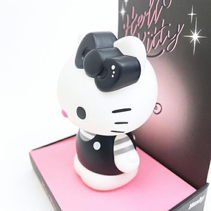 ハローキティの貯金箱