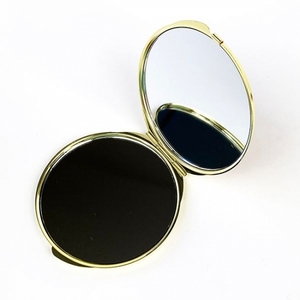 VAwWhlfMCTfoL8vHO6nd.jpg?w=940&h=940