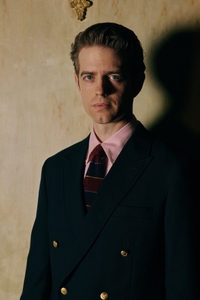 VCMdhaYqt4UfgX0Qg5kn.jpg?w=940&h=940