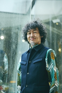 近藤良平　photo: 福山楡青