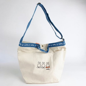 VCyBQESECJpc4pd7mp9b.jpg?w=940&h=940