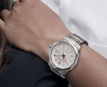 VDH5lModTX71ZvIX6QxX.jpg?w=940&h=940