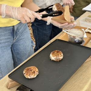 VJa7F6DOGAEyfOK6vuxv.jpeg?w=940&h=940