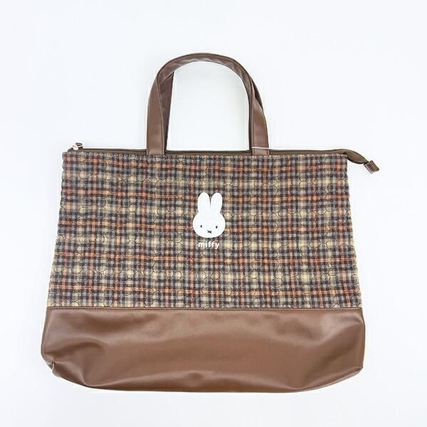 冬コーデに合うミッフィーのキルティングチェックシリーズ！落ち着いたブラウンやアイボリーとキルティング刺繍に一目惚れ。