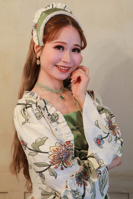 リリアンヌ・ソレイユ役 愛美 凜華(まなみ りんか)