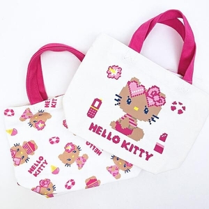 キティのバッグ