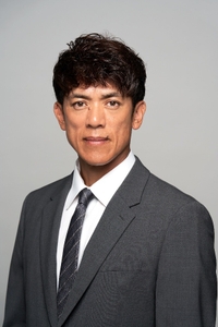 松井稼頭央さんについて： PL学園卒業後、埼玉西武ライオンズ入団。オールスター選出、MVP獲得などさまざまな快挙を達成。その後、ニューヨーク・メッツに移籍し、日本人初の内野手メジャーリーガーとなるなど、日米の複数球団で活躍した。 コメント： 「今回のロケットナウのCMでは、野球解説者としての立場から出演させていただきました。 現役時代は“スピード”を意識していました。 ロケットナウのサービスにも、その価値がしっかりと表れていると感じています。 さらには送料とサービス料が無料です！ ぜひ、このサービスを体験していただきたいと思っております」