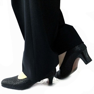 VWq0hGUnq8LCNhF7KXaq.jpg?w=940&h=940