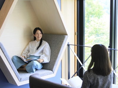 VbbzylmCRKdgGGX1OwA4.JPG?w=940&h=940