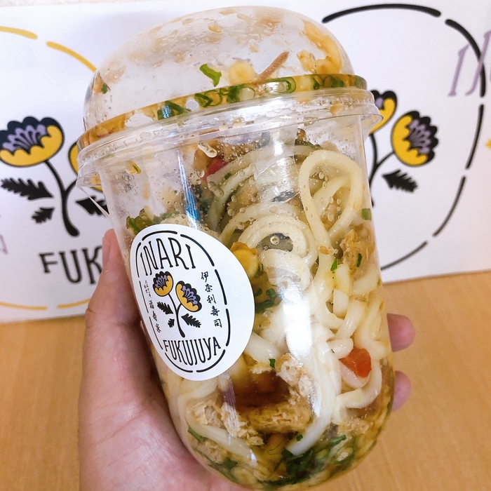 混ざりやすい丸みのある容器を使用しています!