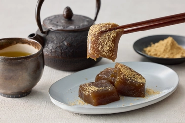 新たなプレミアムギフトセット誕生！大切な方への贈り物「生わらび餅」で紡ぐ特別なひととき